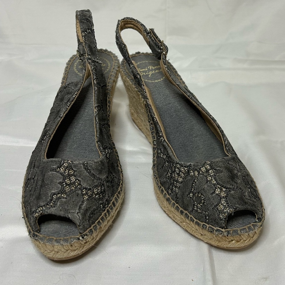 Chic Gray Lace Espadrille Wedges
